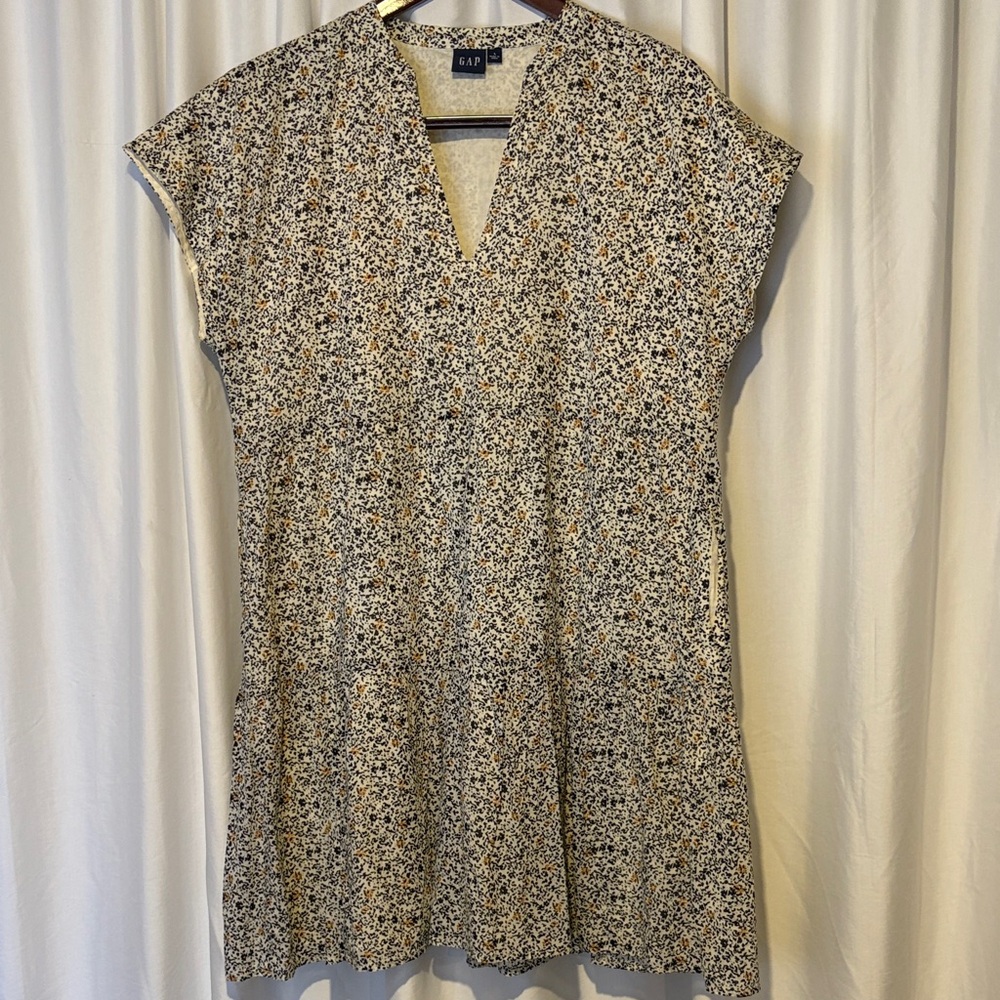 Gap Women's Floral Tiered Mini Shift Dress Sleeveless V-Neck Summer White NWOT‎